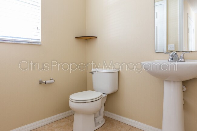 Photo - 3/2.5 Winter Garden Town Home