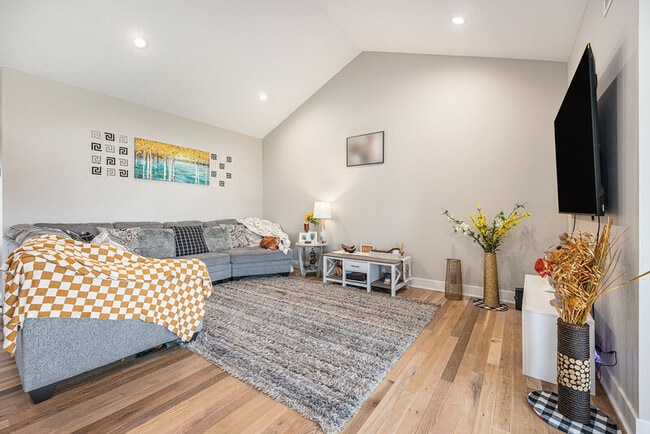 Photo - 3760 Jason Ridge Ln SW