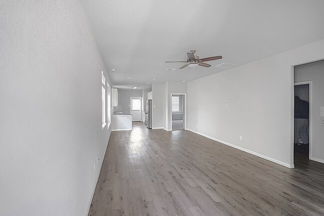 Photo - 4835 Purple Wisteria Ln