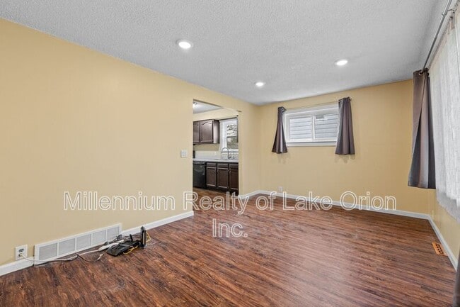 Photo - 5394 Drayton Rd