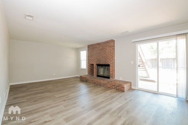 Photo - 16941 E Progress Cir N
