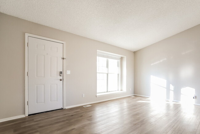 Photo - 21287 E Powers Pl