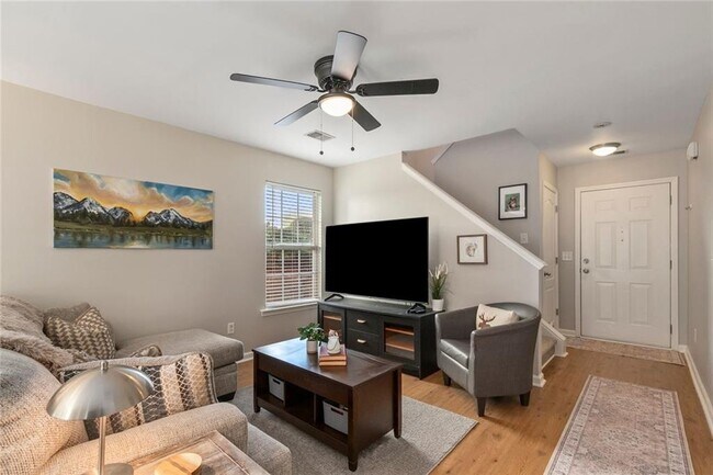 Photo - 226 Fox Creek Blvd