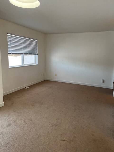 Photo - 9019-386 86 St