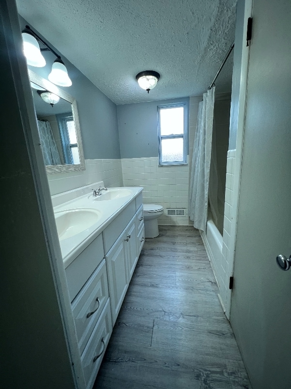 Photo - 7903 Ackley Rd Unidad 7903