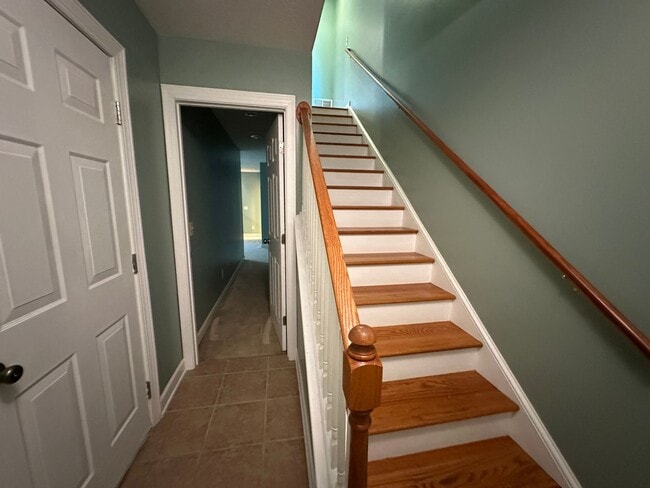 Photo - 1925 Buttonwood Ct