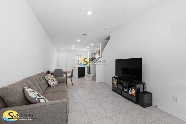 Building Photo - 8318 Zenith Cir Rental