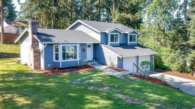 Beautiful 3+ bedroom home in Rainier Meado... - Beautiful 3+ bedroom home in Rainier Meado...