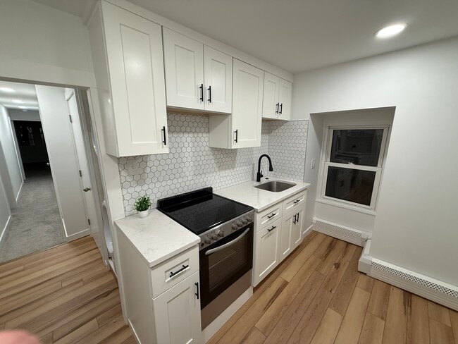 Photo - 717 Asbury Ave Unidad 3rd Floor