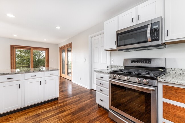 Photo - 4194 St Catherine Rd