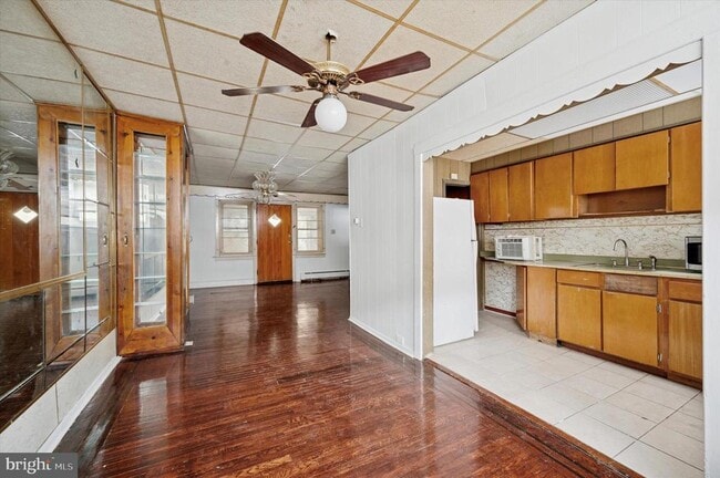 Photo - 5553 Matthews St