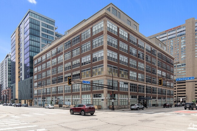 Building Photo - 521 S 7th St Unit 220 Rental