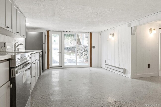 Photo - 378 Broadway Unit 3