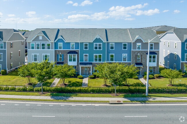 Infinity at Centerville Crossing