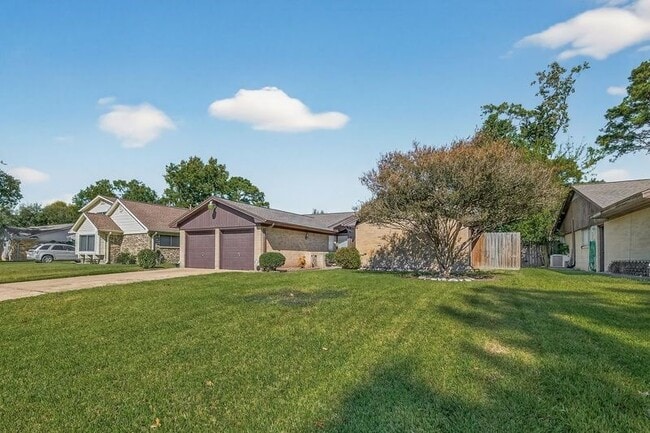 Photo - 14515 Wadebridge Way