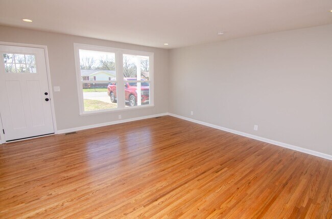 Photo - 3207 Healy Dr