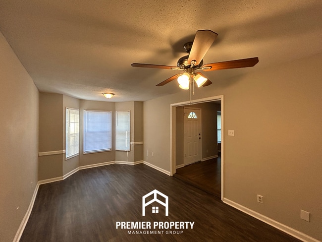 Photo - 8288 Cedarbrush Dr