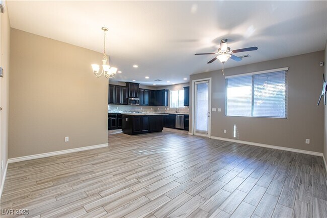 Photo - 12382 Loggeta Way