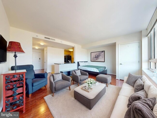 Photo - 355 I St SW Unit S626