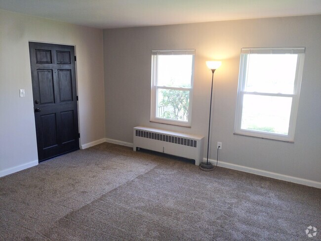 Building Photo - 1224 North Plum Street Unit Apt. 2