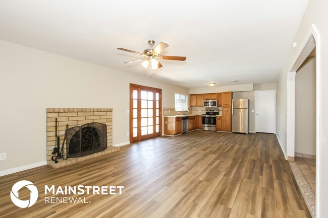 Photo - 18048 N 50th Ave