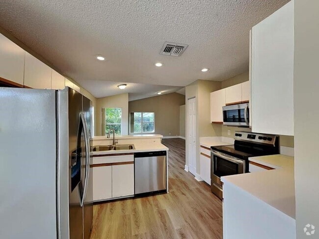 Building Photo - 9220 Arborwood Cir Rental