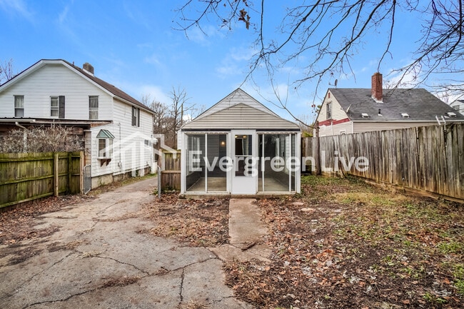 Photo - 2638 S 5th St