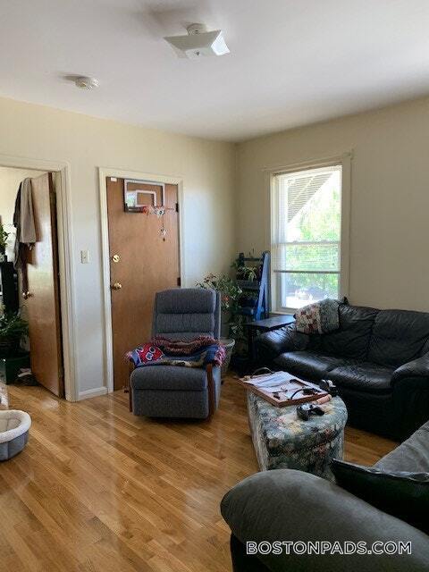 Photo - 19 Norumbega Terrace Unit 1