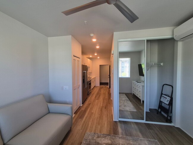 Photo - Newly Built Condo Studio, 1ba, 1pkg 354sqft. for $2300 Unit 9102