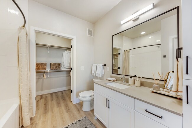 Photo - The Howard Apartments