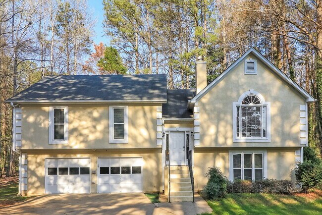 Building Photo - 2624 Loring Rd NW