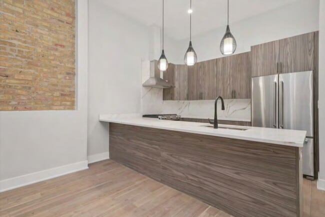 Kitchen - 64 E Cedar St