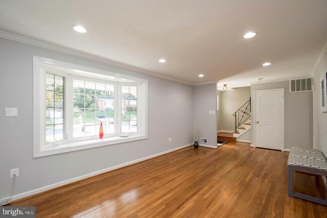 Photo - 5612 Eastbourne Dr