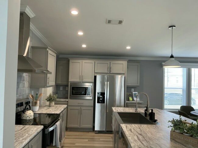 Photo - 3007 SW 108th St