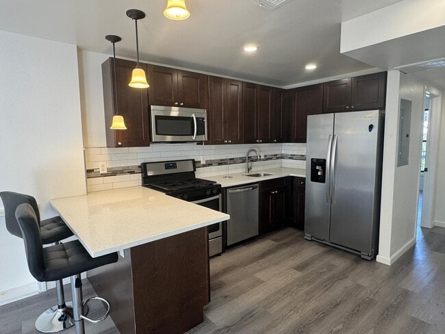 Photo - 51 New St Unit 3