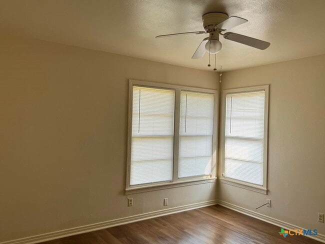 Photo - 1109 Estelle Ave