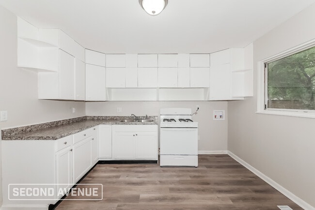 Photo - 8425 Georgiana Ln