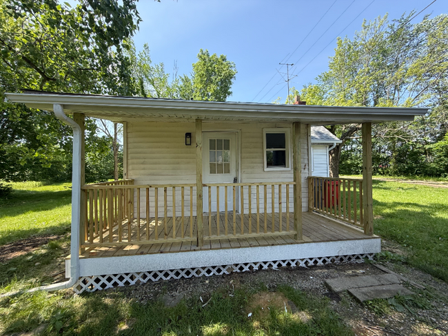 Photo - 12148 Broad St SW House
