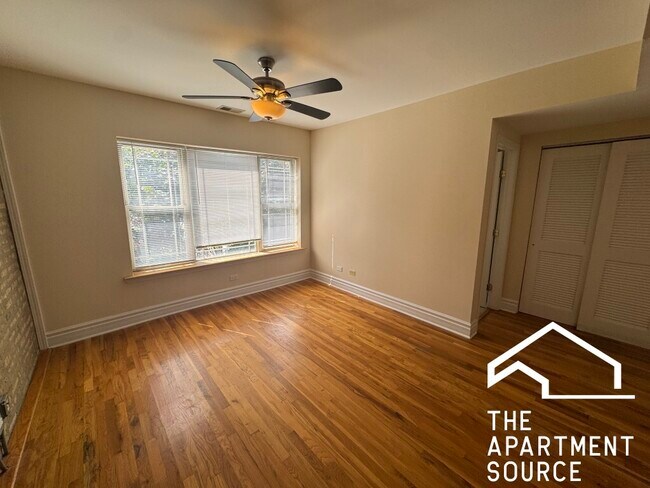 Photo - 3650 W Berteau Ave Condo Unit 3