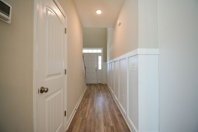 Photo - Stunning 4 Bedroom Home in Oyster Landing