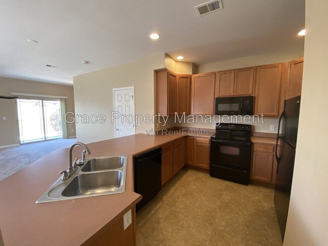 Photo - 9735 Dexter Ln