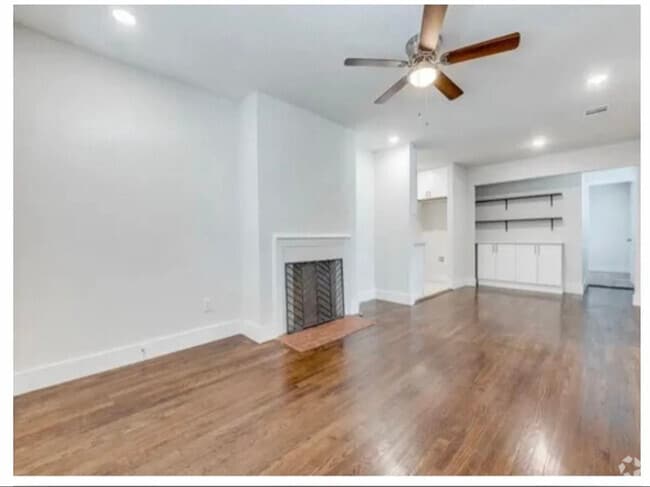 Building Photo - 1406 Harlandale Ave Rental