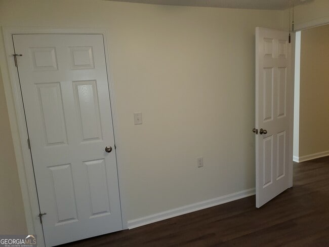 Photo - 201 Enterprise St Unit APT B