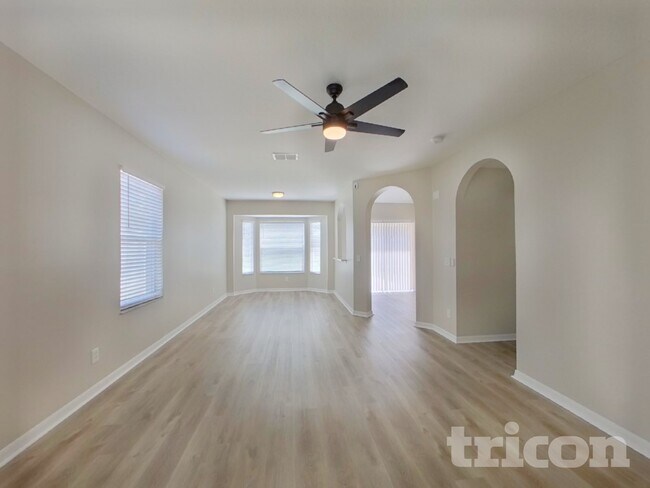 Photo - 10645 Navigation Dr