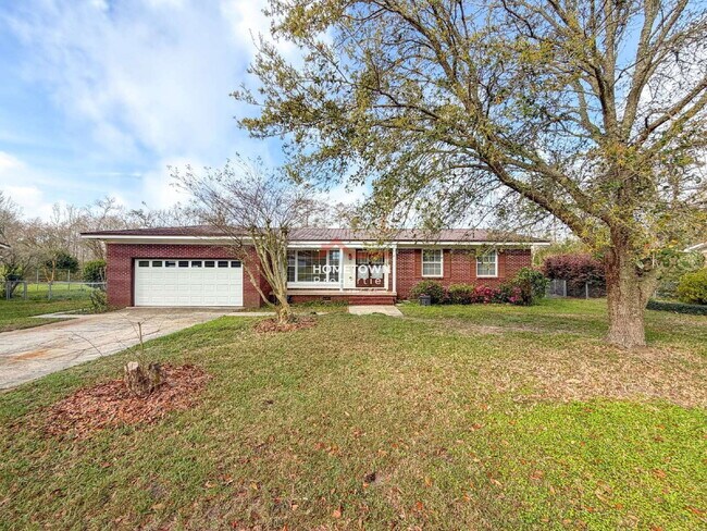 Building Photo - 7 N 77th Ave