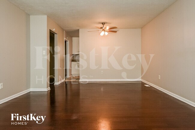 Photo - 2211 Cherokee Valley Cir