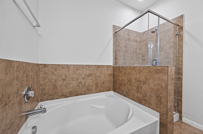 Building Photo - 15410 Grand Sage Dr