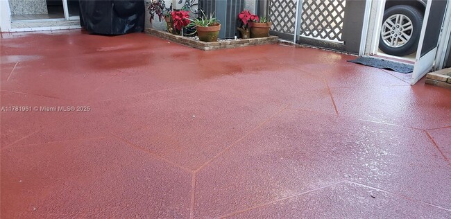 Photo - 10932 Chandler Dr