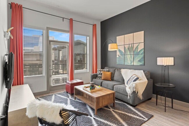 Photo - 555 N College Ave Apartamento Unidad ID1014339P