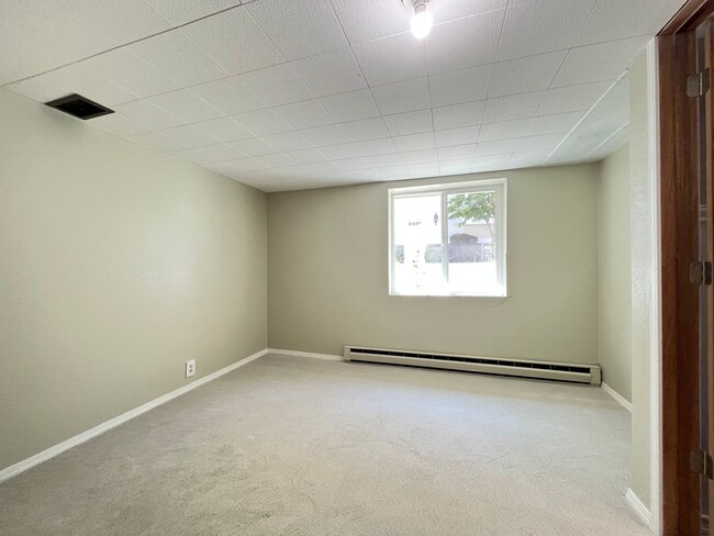 Photo - 208 W 19th Ave